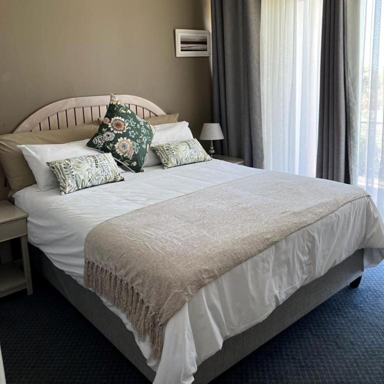 Cape Town Beachfront Apartments At Leisure Bay Exterior photo