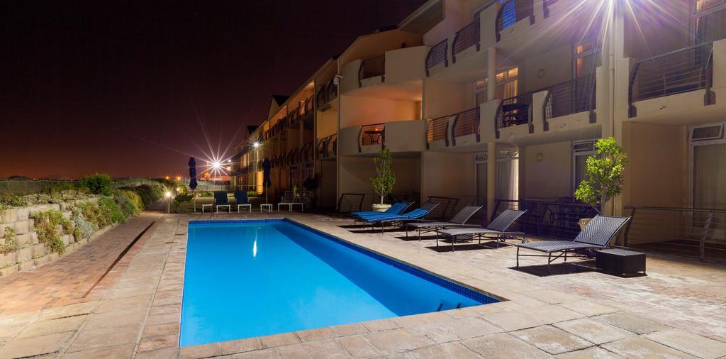 Cape Town Beachfront Apartments At Leisure Bay Exterior photo