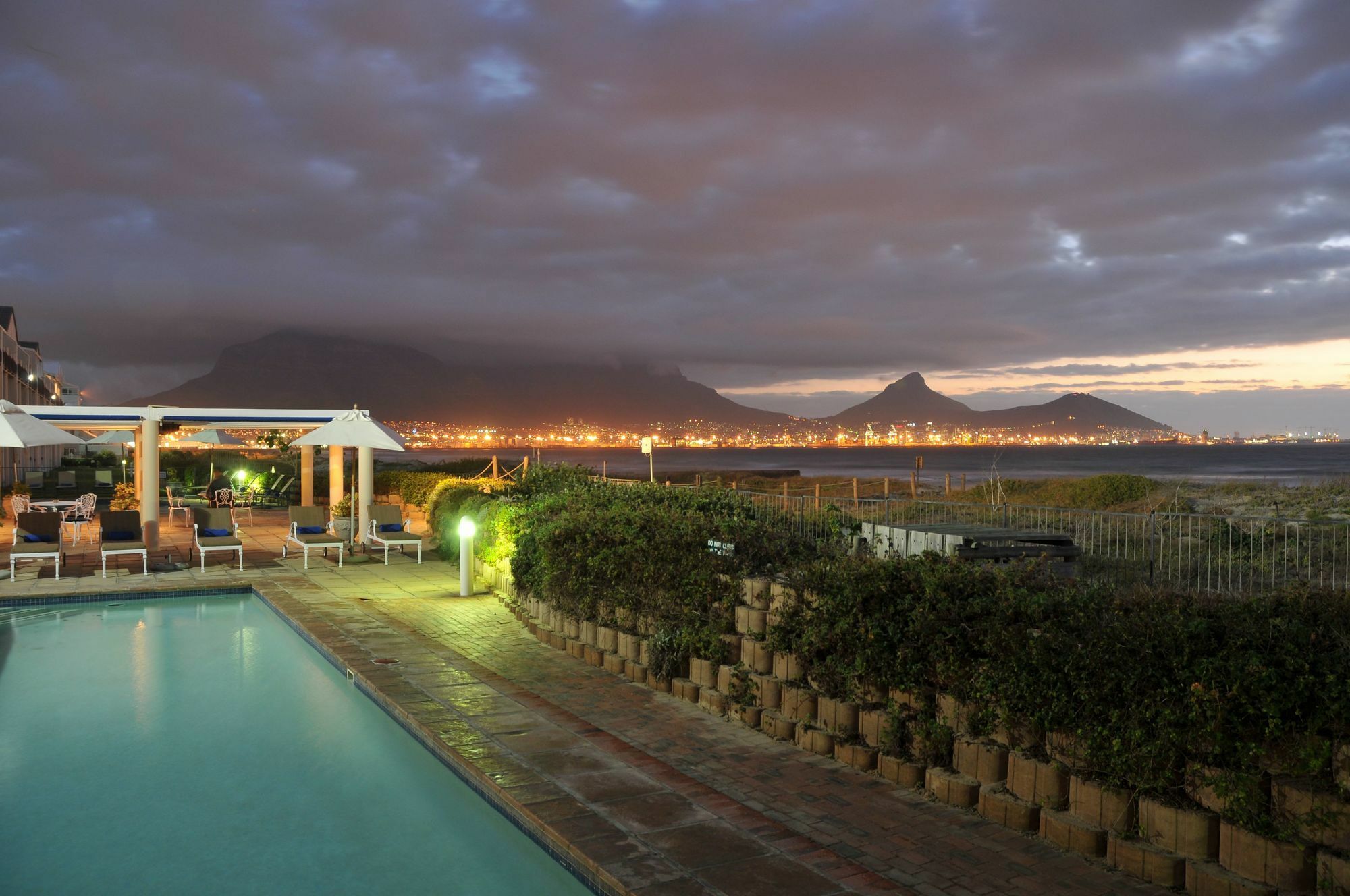 Cape Town Beachfront Apartments At Leisure Bay Exterior photo